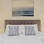 Stylish Apt In The Heart Of Darling Harbour
